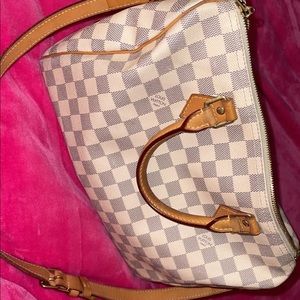 Louis Vuitton Speedy 30